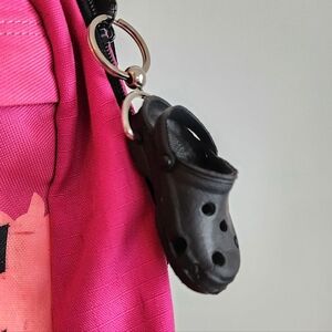 🖤 Mini Black Clog Shoe Keychain Rubber Croc-Style Charm Minimalistic